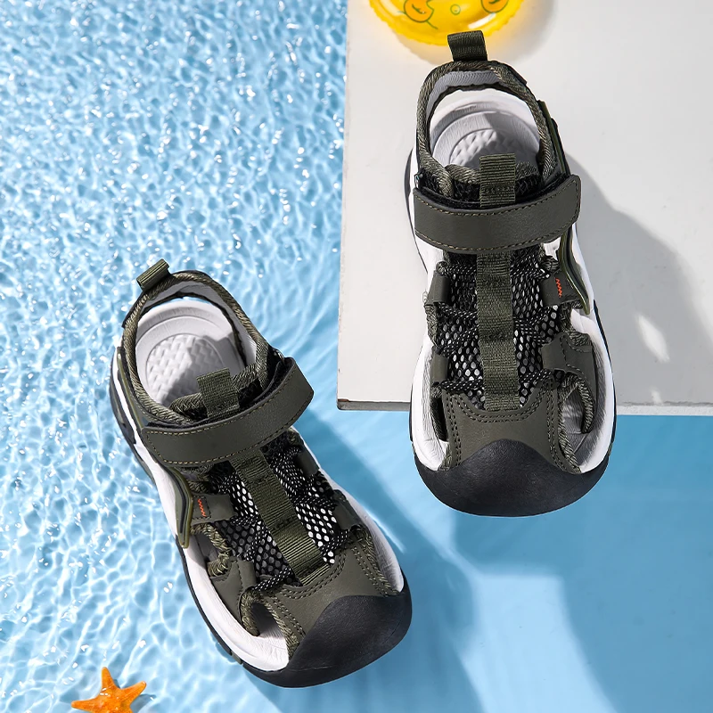

Пара детских сандалий для мальчиков, летние дышащие сетчатые туфли с застежкой-липучкой, защитные накладки на стопу для защиты от ударов BD-029