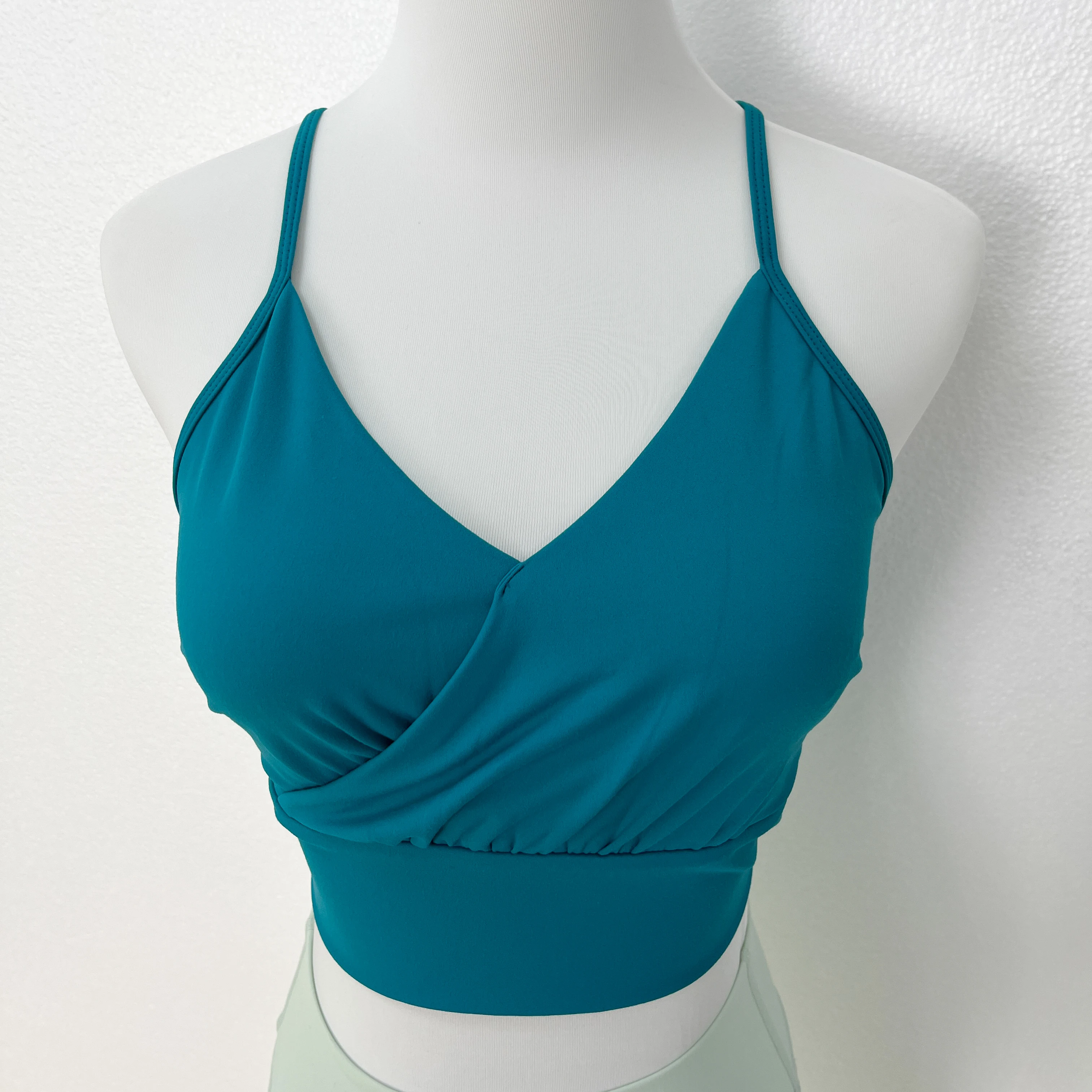 

Daimu Live 2025 Summer New Sports Bra Women's Sexy Suspender Yoga Wear Bra Outer Wear Running Professional Fitness Vest