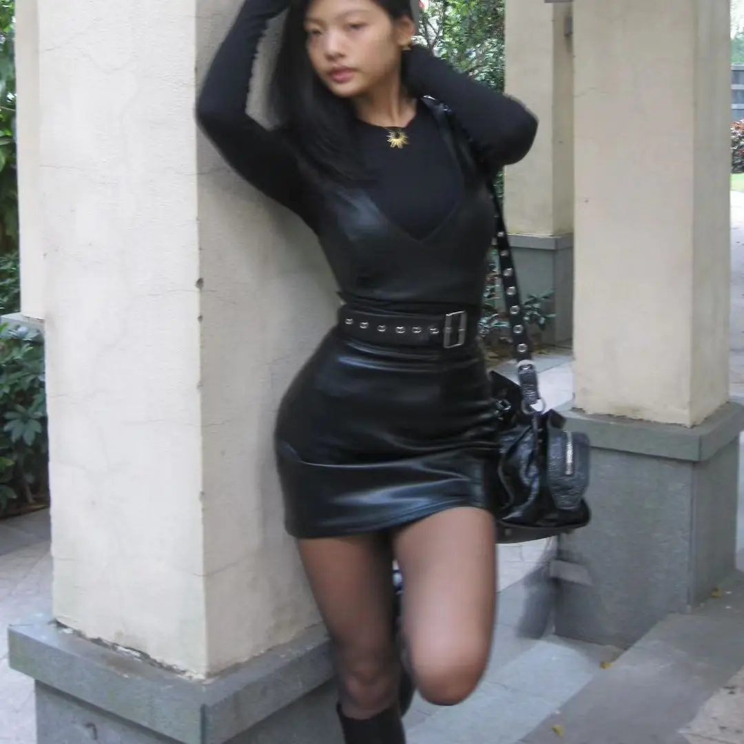 2024 New Slightly Chubby Plus Size Motorcycle Style Cross Vest Slim Fit Skirt Set Round Neck Long Sleeved Base Shirt 3-piece Set