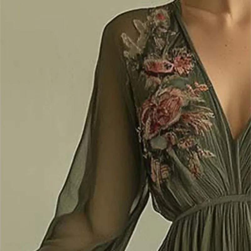 Abito a maniche lunghe stampato con motivo vintage Abito lungo da donna con scollo a V sexy nuova estate Abito lungo a pieghe stile bohemien con risvolto