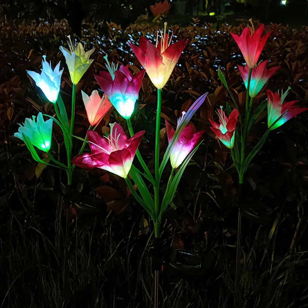 Solar LED Light Lily Flower Lawn Lamp White Pink Purple Flower Light Waterproof For Yard Garden Decoration Holiday Party Lantern