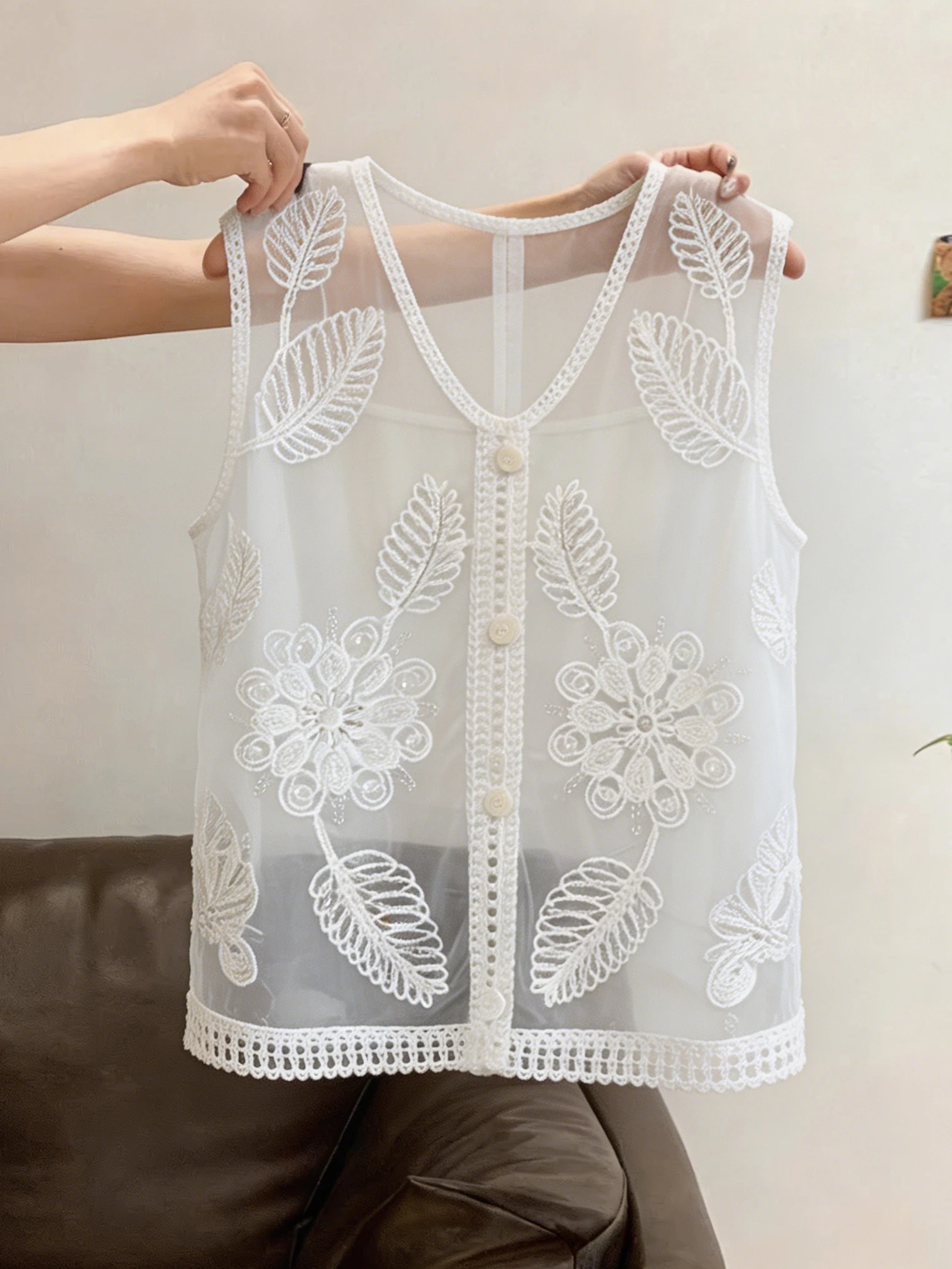 Summer New plus Size Lace Hook Embroidery V-Neck Mesh Vest Women's Inner Wear Sleeveless Top Commute Style Regular Length