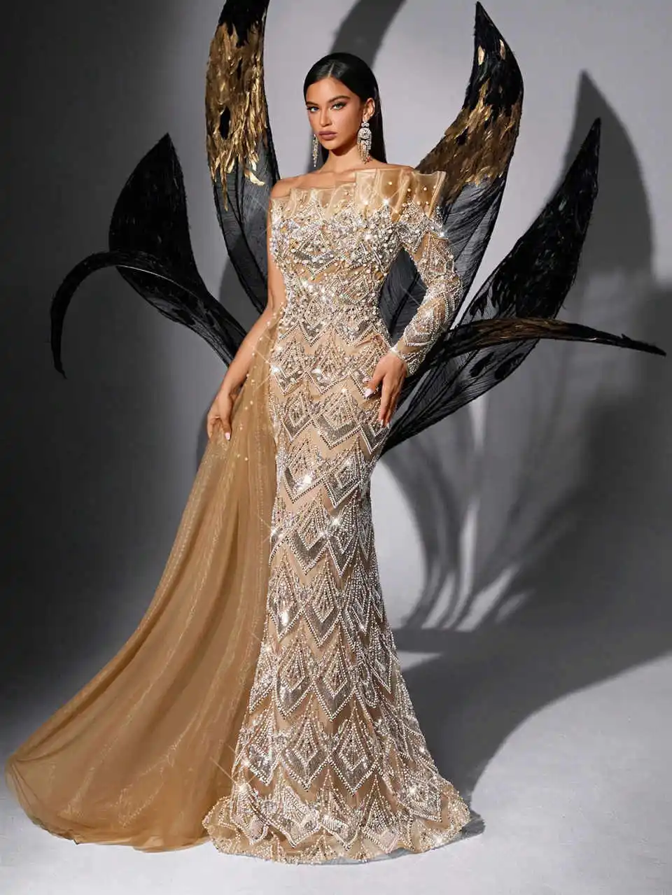 화려한 원숄더 프롬 드레스 우아한 스팽글 비즈 이브닝 드레스 플로어 길이 사이드 트레인 파티 가운 맞춤 제작