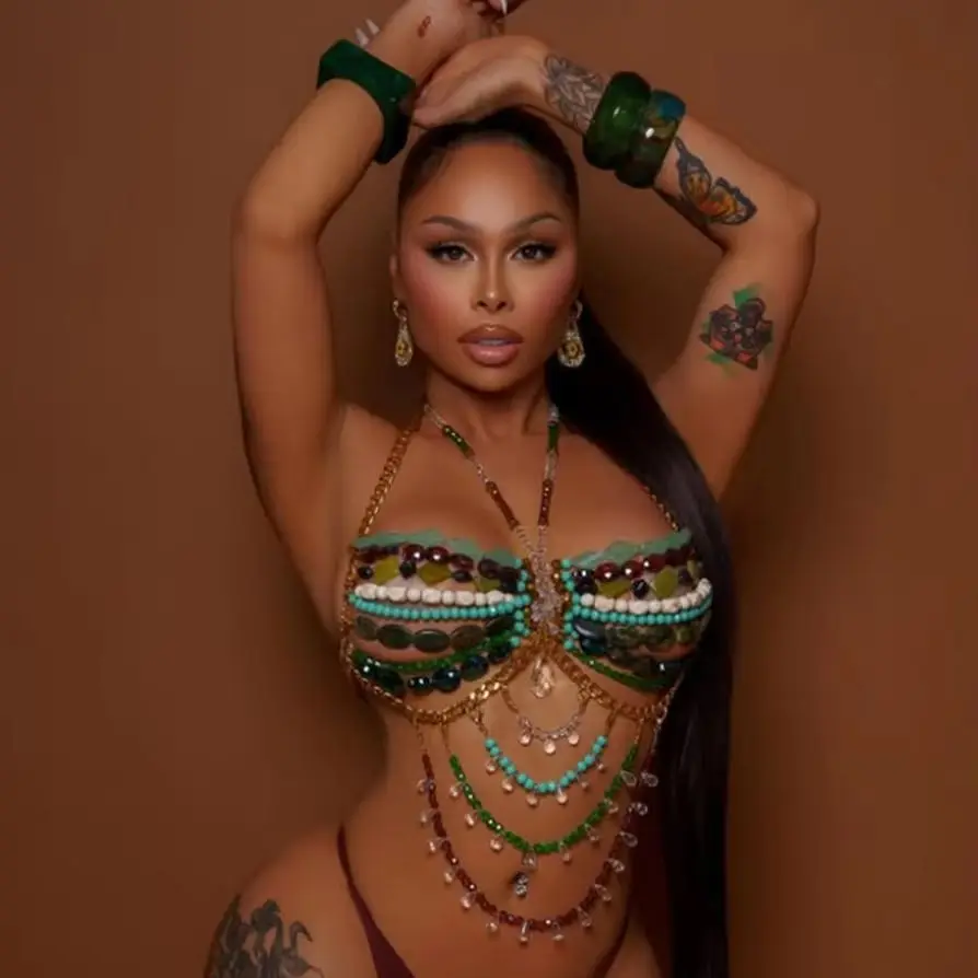 Europe And The United States Flash Diamond Body Chain Neck Top Female Nightclub Sexy Backless Chest Chain Small Undershirt