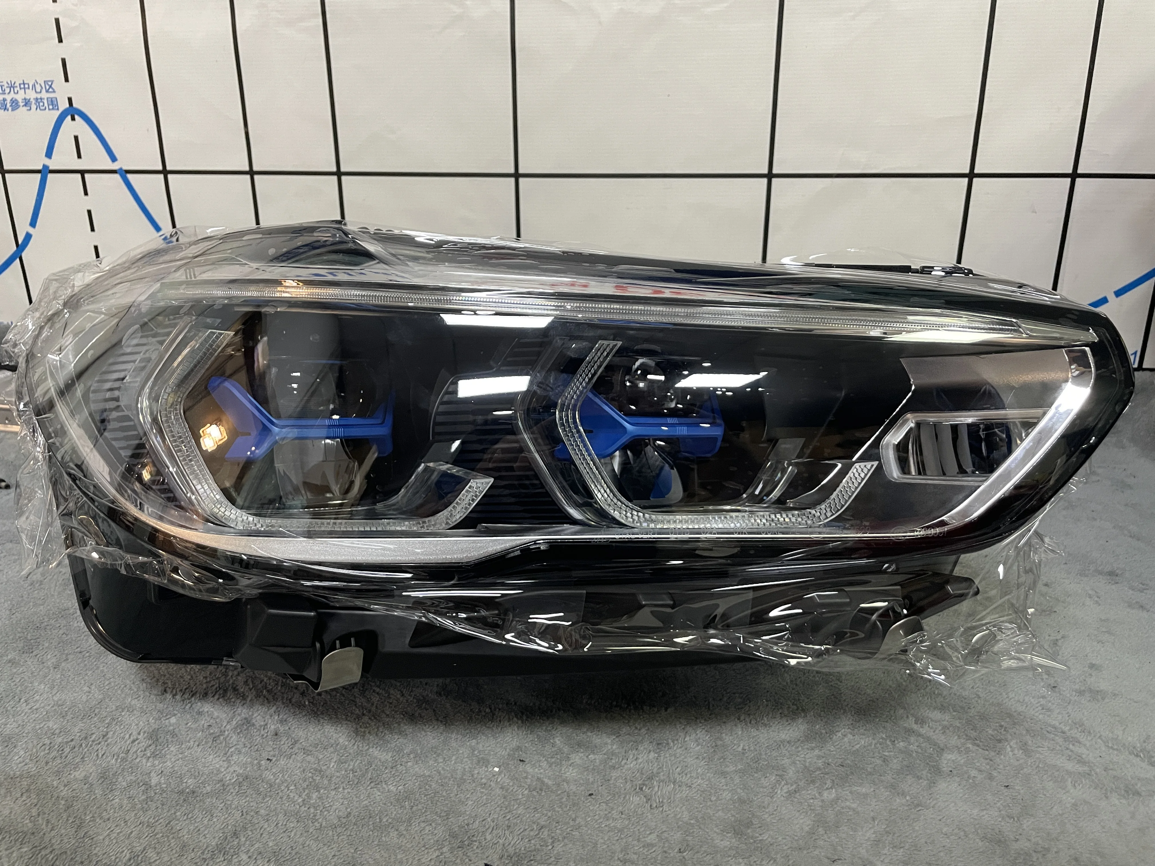 

Fit For BMW X5 X6 Headlight 2019-2023 BMW G05 G06 LED Headlight Upgrade to X5 X6 Laser Headlamp Assembly High Configuration