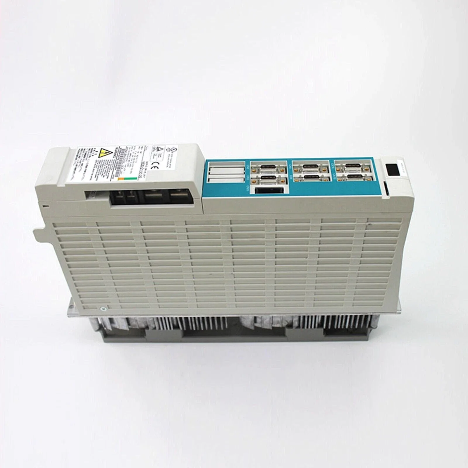 

Новые оригинальные серводвигатели MDS-C1-V1-20-N, MDS-C1-V1-20, MDS-D-V2-160160, MDS-B-V1-45 для автоматизации, с гарантией один год