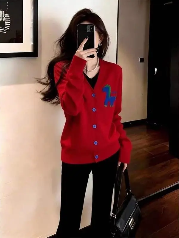 

Loose Comfortable V-Neck Sweater Cardigan Women's Fashionable White Enhancing Red Color Spring Early 2026 Korean Style Long S...