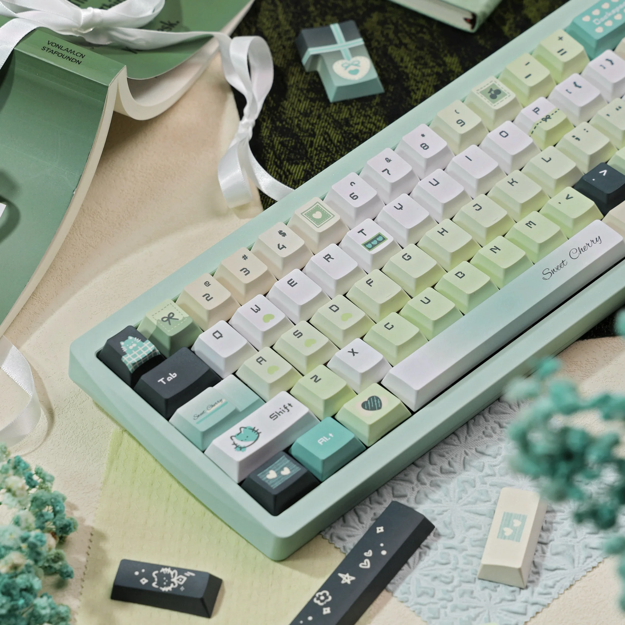 Xunyishu Keycap Cherry 144Keys Pbt Five-Sided Thermal Sublimation Gradient Green Iso/Alice Layout Keycap 2.25/2.75U Space Bar