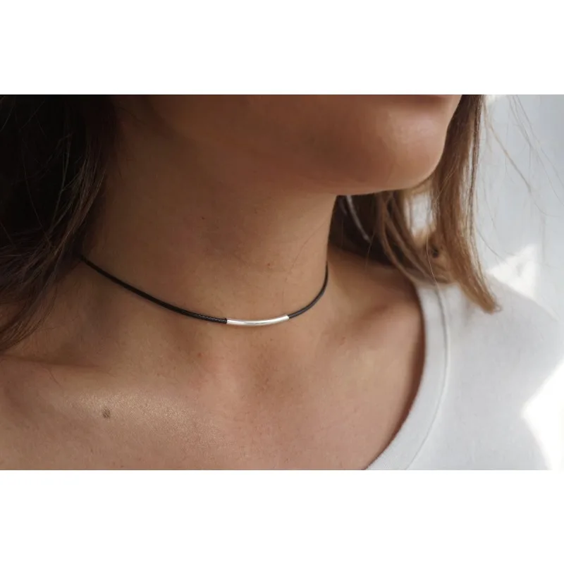 Japan and Korea Black Leather Rope Metal Tube Necklace Female Short Neck Collar Necklace Choker Female Clavicle