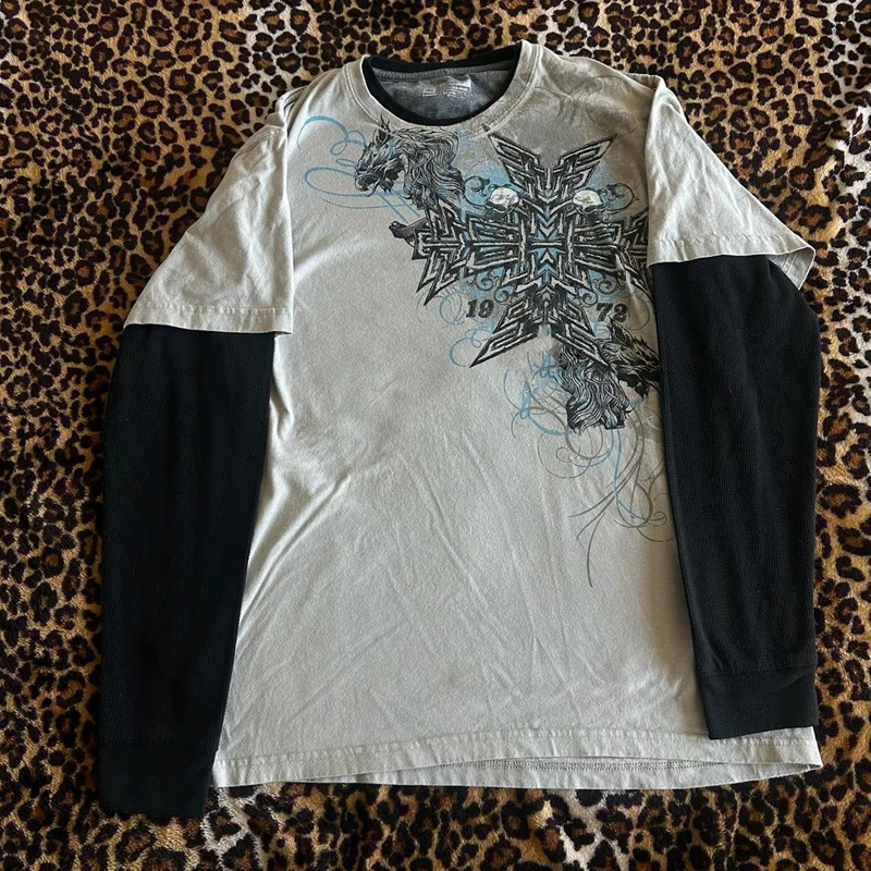 2000s Rare Skull Graphic Pullovers Tops Grunge Cyber Y2k Cross Print Layered T-shirt 90s Vintage Mall Goth Techwear Tees Women image 5