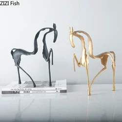 Simple Creative Metal Hollow Out Horse Desktop Ornament Animal Sculpture Living Room Decoration Abstract Crafts Home Decoration