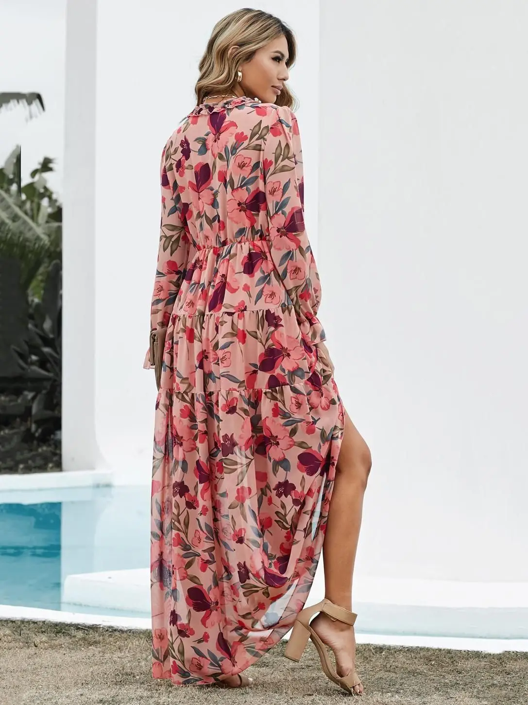 Elegantes Blumenmuster Damen Sommer Casual Rüschen Mehrlagiges Langarm V-Ausschnitt A-Linien Langes Maxi Party Loses Boho-Kleid – Detail 3