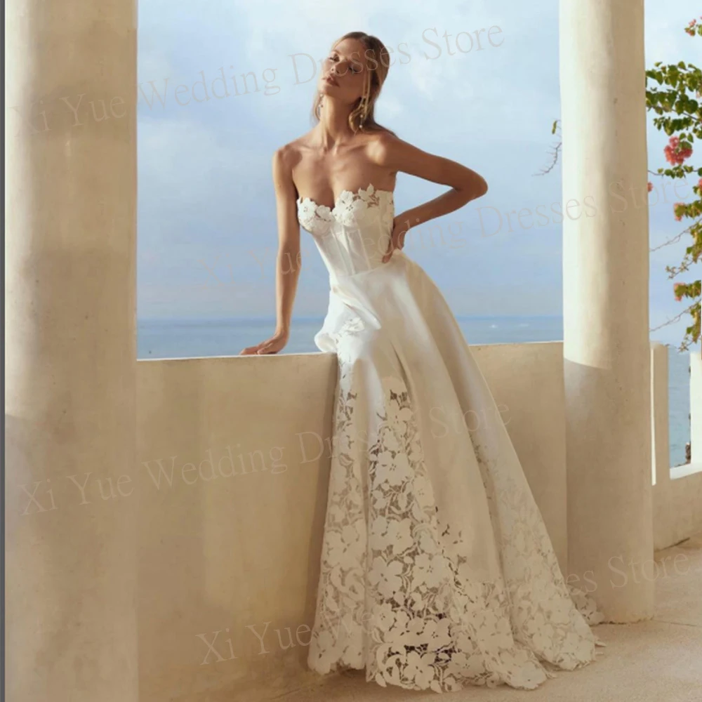 Pretty Sweetheart A-Line Wedding Dresses Lace Appliques Sleeveless Backless Illusion Button Bride Gowns Vestido Mujer Elegante