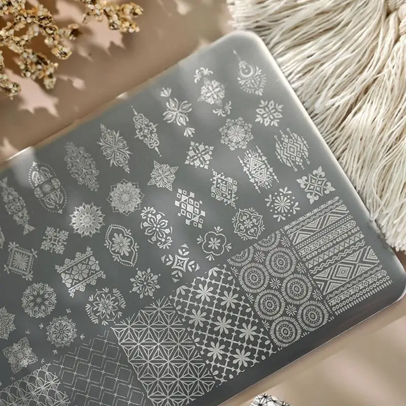 

Versatile Designs Plate Striped Checkered Houndstooth Stainless Steel Tool