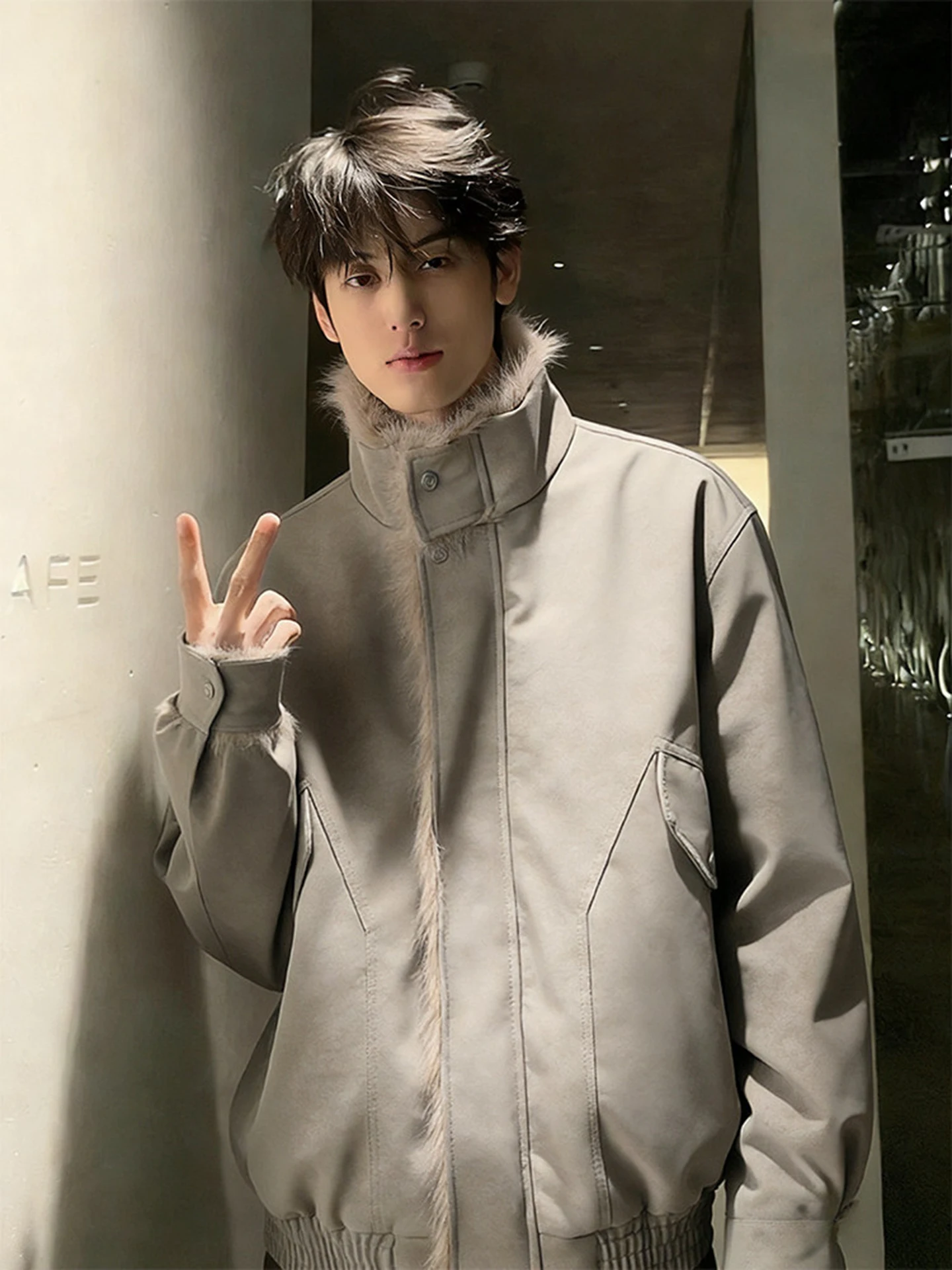 

Cleanfit Men's Suede Jaet Thiened Winter Coat with Fur Collar Stand Collar Cotton Clothes Long Sve Warm Youth Faion