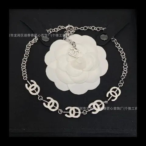 Doppelbuchstaben-Halskette für Damen, modisch, klassisch, kurz, leicht, luxuriös, voller Diamanten