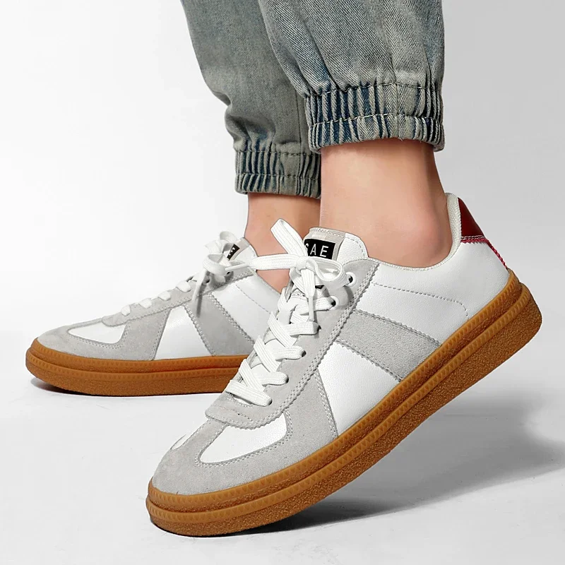 

Hollow Out Male Tenis Masculino Breathable Men's Casual Shoes Fashion Genuine Leather Sneakers Comfy Walking Lace-up Footwear