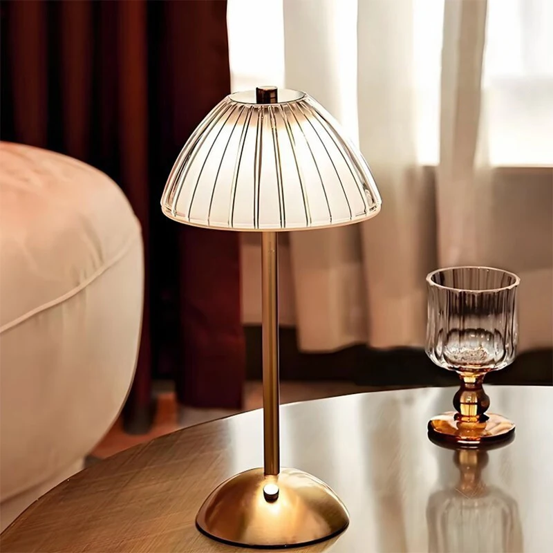 luminaria-de-mesa-led-de-cristal-recarregavel-luz-noturna-para-leitura-decoracao-retro-para-quarto-hotel-e-bar-regulavel