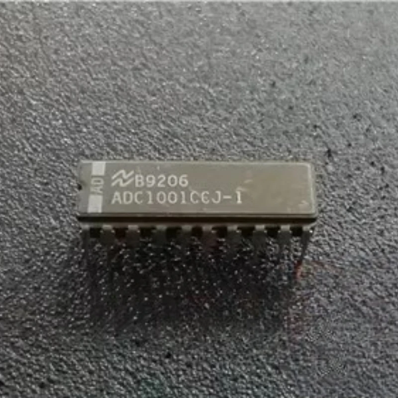 

2 шт./лот ADC1001CCJ-1 IC АЦП 10 бит SAR 20CDIP