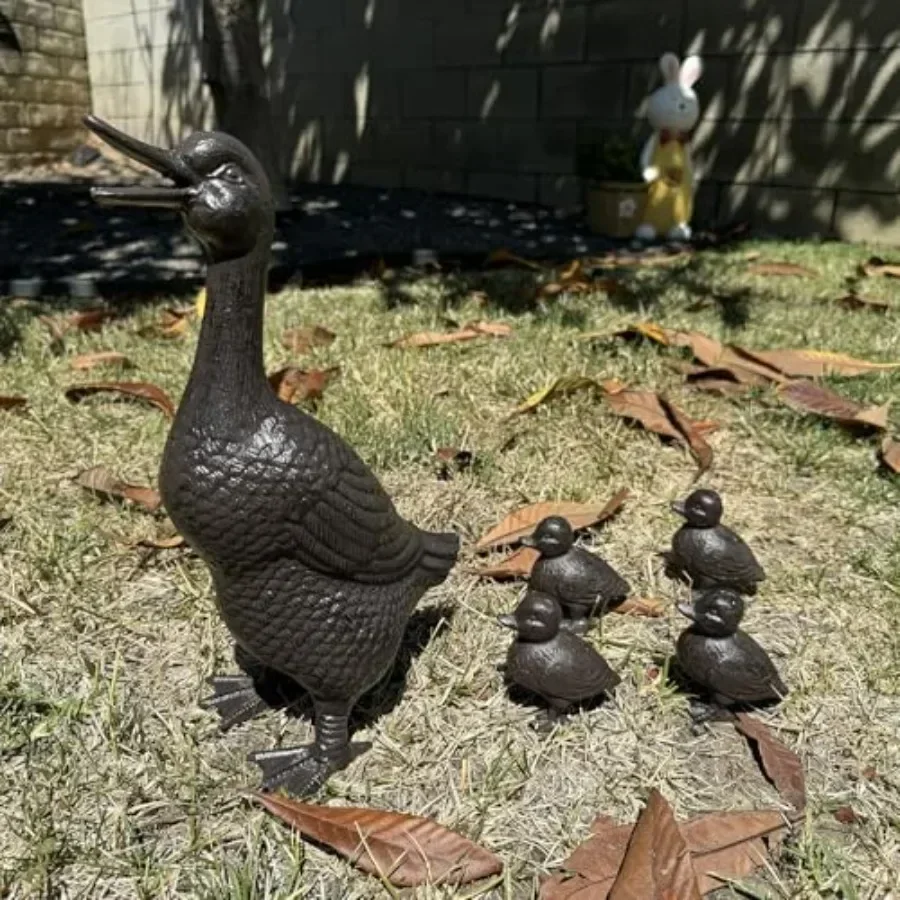 Vintage cast iron duck family garden statue set: rust brown mother duck 15.7 tall with four ducklings (3.6 tall), outdoor decor