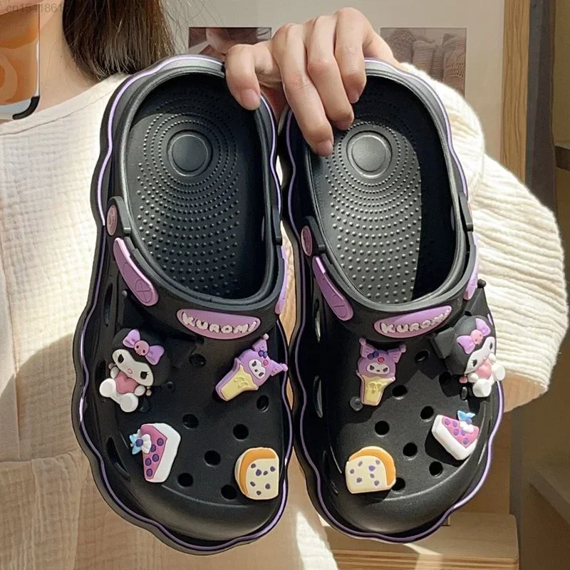 Kawaii Sanrio Hello Kitty Cafe Shoes sandali estivi Lolita da donna con tacchi spessi Kuromi Cinnamoroll pantofole Casual femminili