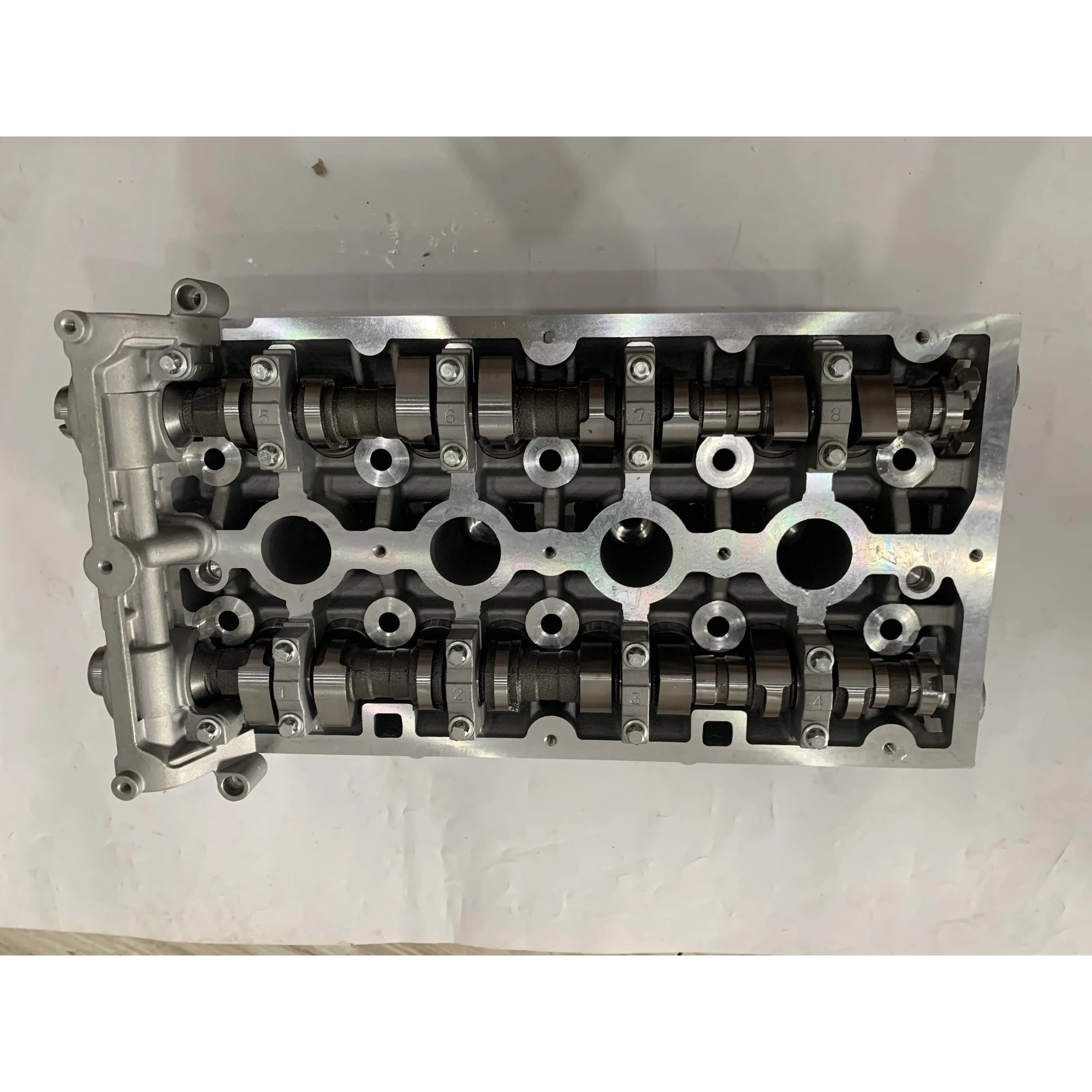 

Complete F18D4 Cylinder Head For Chevrolet Cruze 1.8 Petrol L4 55571690 55568363 1.8L