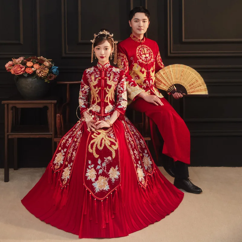 

Embroidery Flower Phoenix Rhinestones Marry Qipao Traditional Chinese Bride Wedding Dress Cheongsam Robe De Mariée