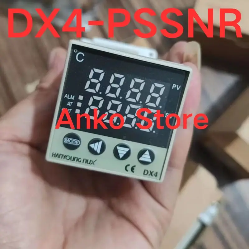 Brand-new   Temperature controller DX4-PSSNR