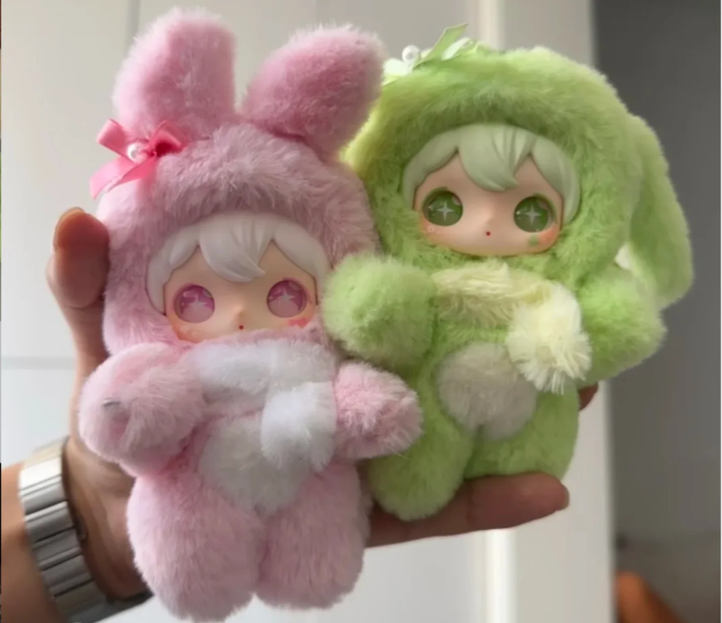 Voor Echte Shyshy Glanzende Kleine Konijn Serie Vinyl Pluche Hanger Blind Box Trendy Pop Desktop Ornament Verrassing Speelgoed Cadeau