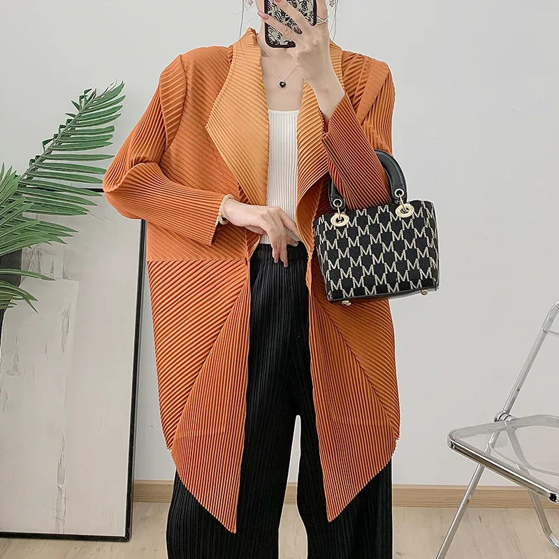 

Pleats Pleated Long Jacket 2024 Fall New Lapel Solid Color Pleated Cardigan Small Jacket Elegant Temperament Thin Ladies