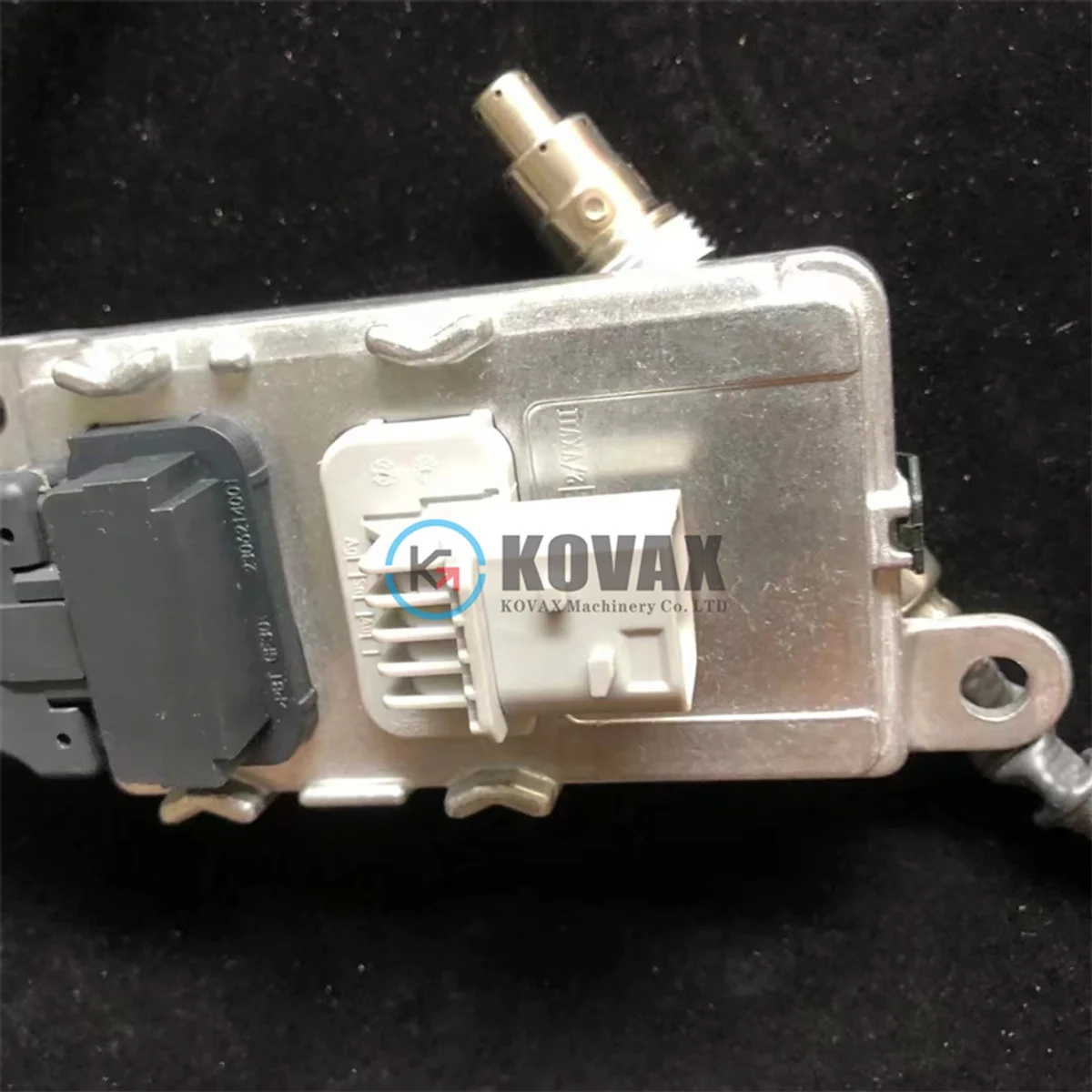For SAA6D107-3A 600-816-2720 CM2350 Machinery Engine Parts 24V Nitrogen Oxide Sensor 6008162720