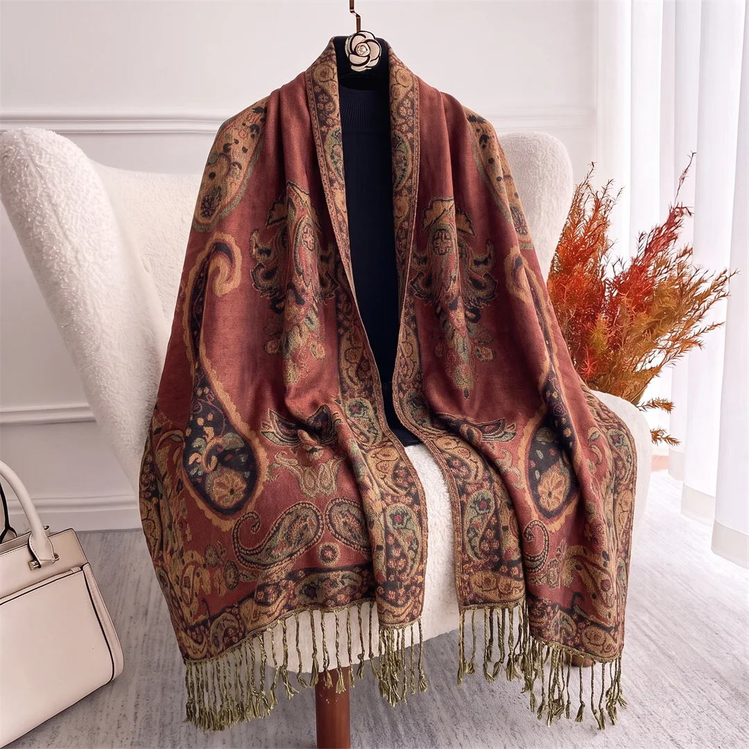 Vintage Fashion Patterns - وشاح طويل من الجاكار بتصميم عتيق