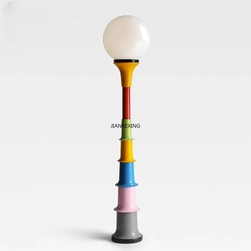 Imagem -03 - Francês Memphis Design Divertido Colorido Assoalho Lâmpada Simples Arte Retro Quarto Infantil Estudo Stand Luz Led Decorativa Luminária