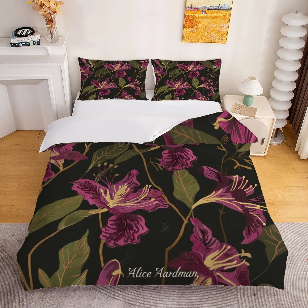 Violets  Down comforter set, extra large size  Flower details  Printed duvet cover 3-piece set with 2 pillowcases