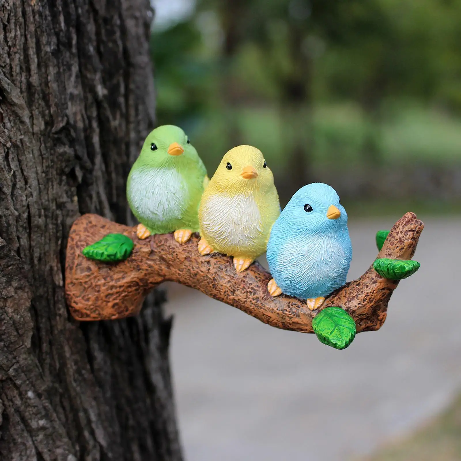

Birds on Branch Statue Resin Figurine Sculpture Hanging Bird on A Branch for House Flower Bed Pond Outside Housewarming