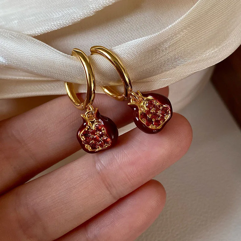 خمر العصرية الأحمر الرمان قلادة قلادة للنساء 2025 جديد الفاكهة الترقوة سلسلة أقراط مُزينة بحُلي المختنق مجوهرات هدية #3