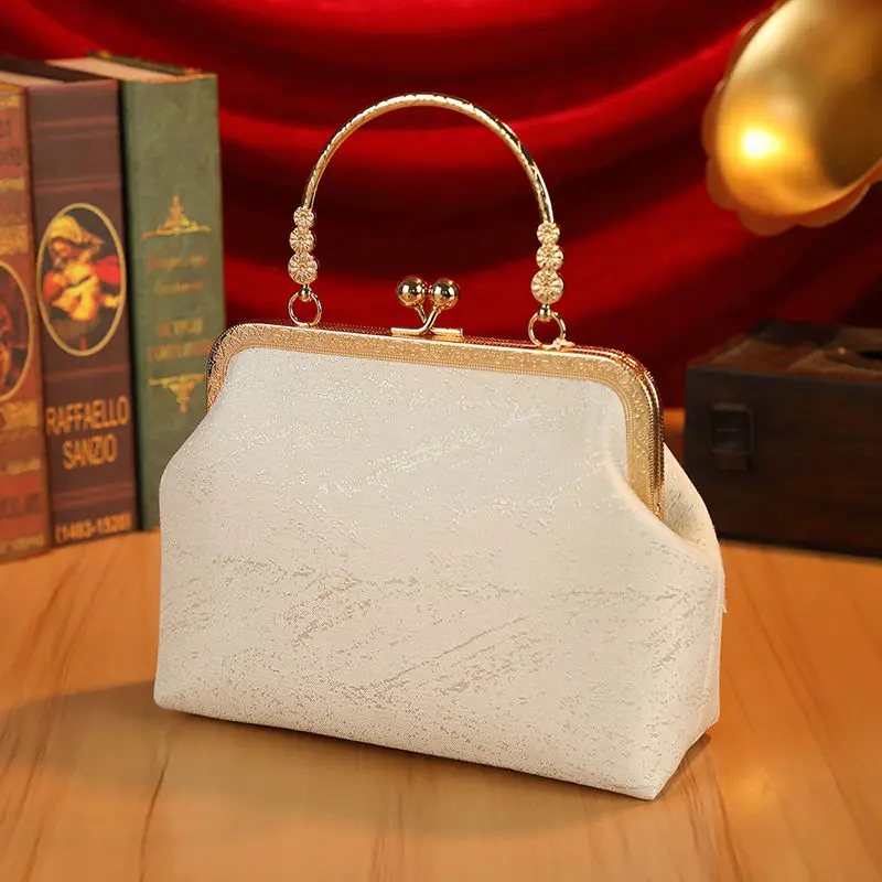 Wedding Bags Beading Top Handle Bag Embroidery Flowers Bags Vintage Women's Handbags Women Shoulder Crossbody Bag Chain Strap image 4