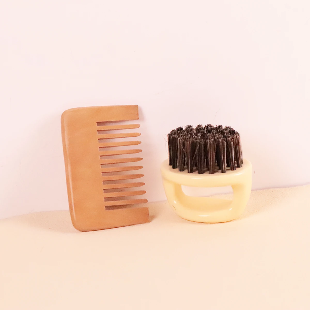 Professional Hair Salon Set - Mini Peach Wood Comb, Mane Ring Brush, Suitable for Hair Salon, special for real hair wigs