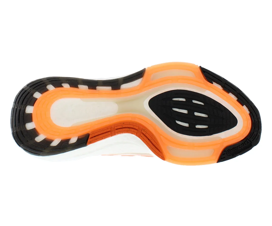 حذاء أديداس Ultraboost 22 للسيدات #3