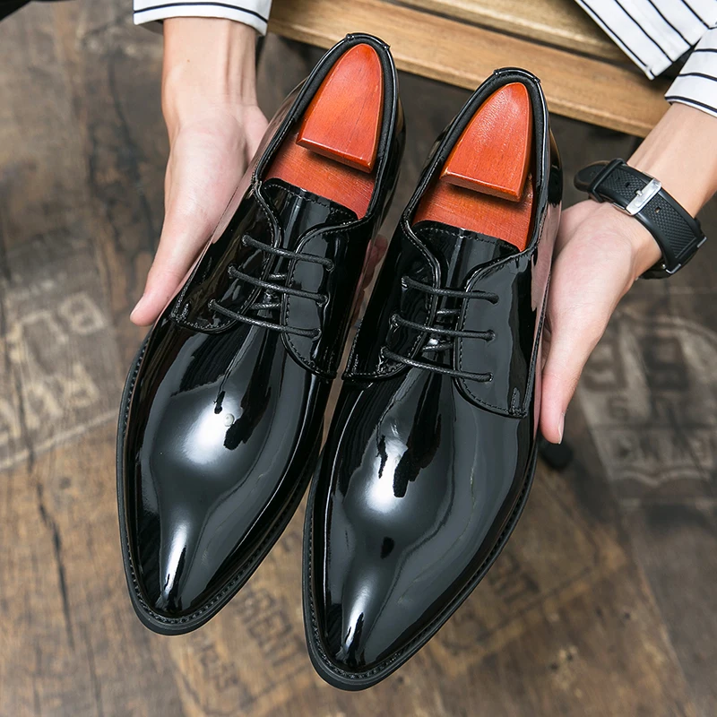 Men's Fashion Point-Toe British Patent Leather Shoes Luxury Business Shoes Lace-up Formal Dress Weding Male Plus Size38-48 Black