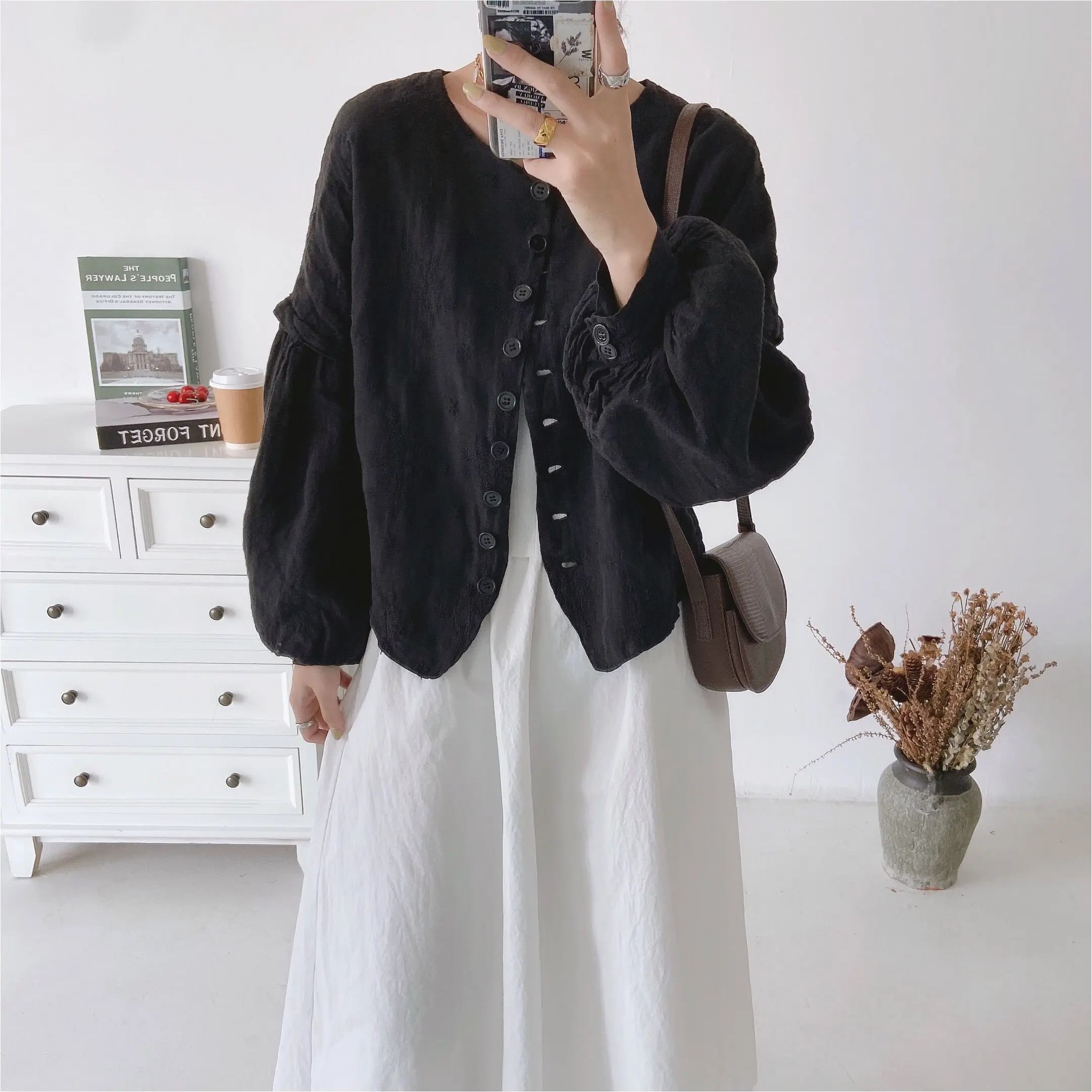 Johnature 2024 Autumn New Embroidery Linen Vintage Loose Women Jackets Lantern Sleeve Solid Color Single-breasted Female Coats