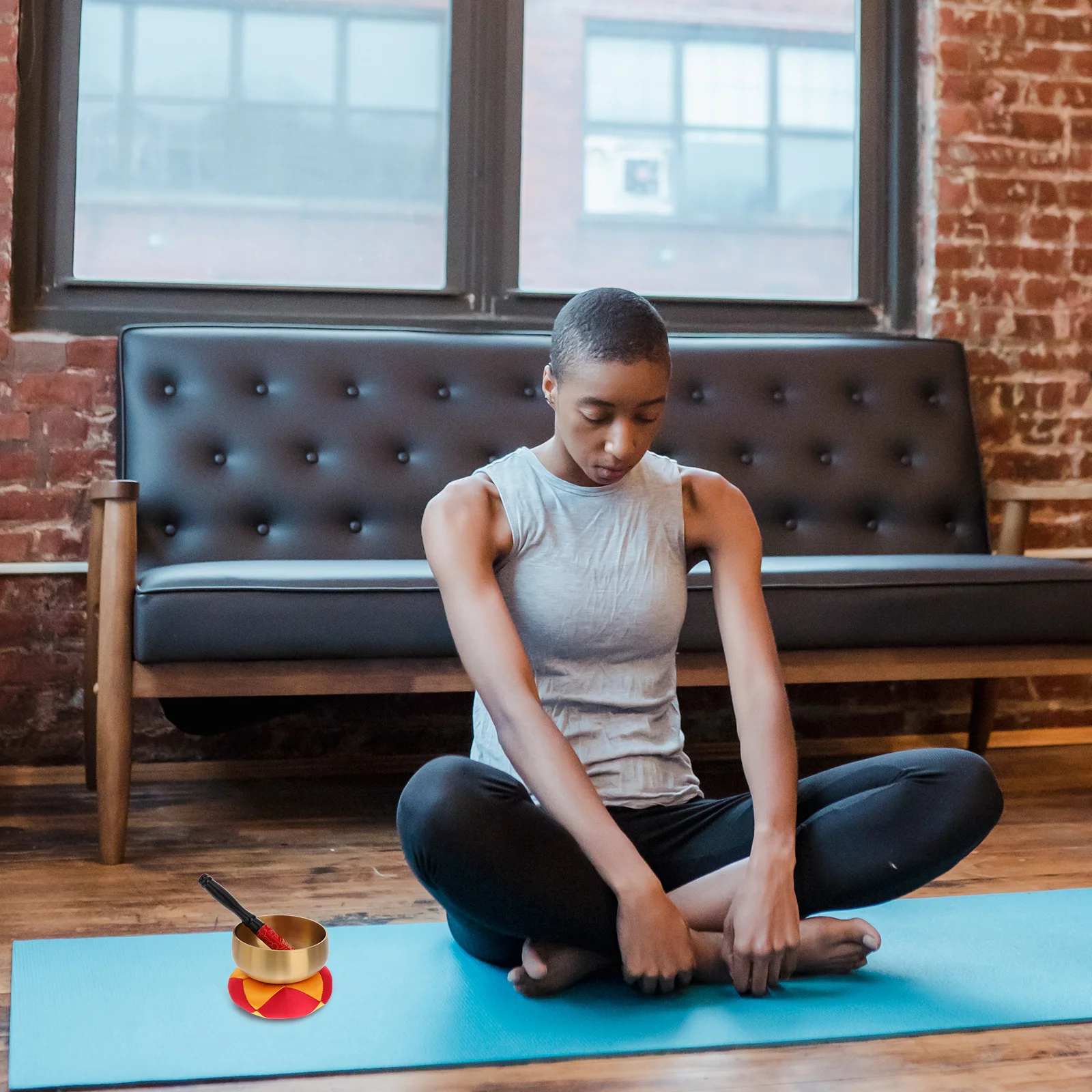 

1Set Copper Buddhist Singing Bowl Meditation Set Tibetan Manual Tapping Bowl for Yoga Relaxation Meditation Supplies