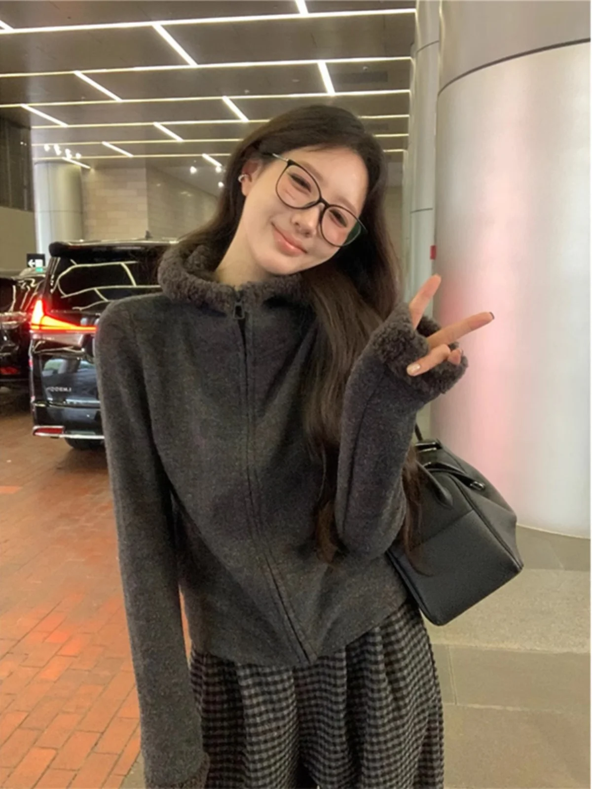 

Lamb Wool Jacket Woman Light Gray New Fresh Recent Modern Contemporary Current Latest Up-To-Date Present-Day Today's Now Style