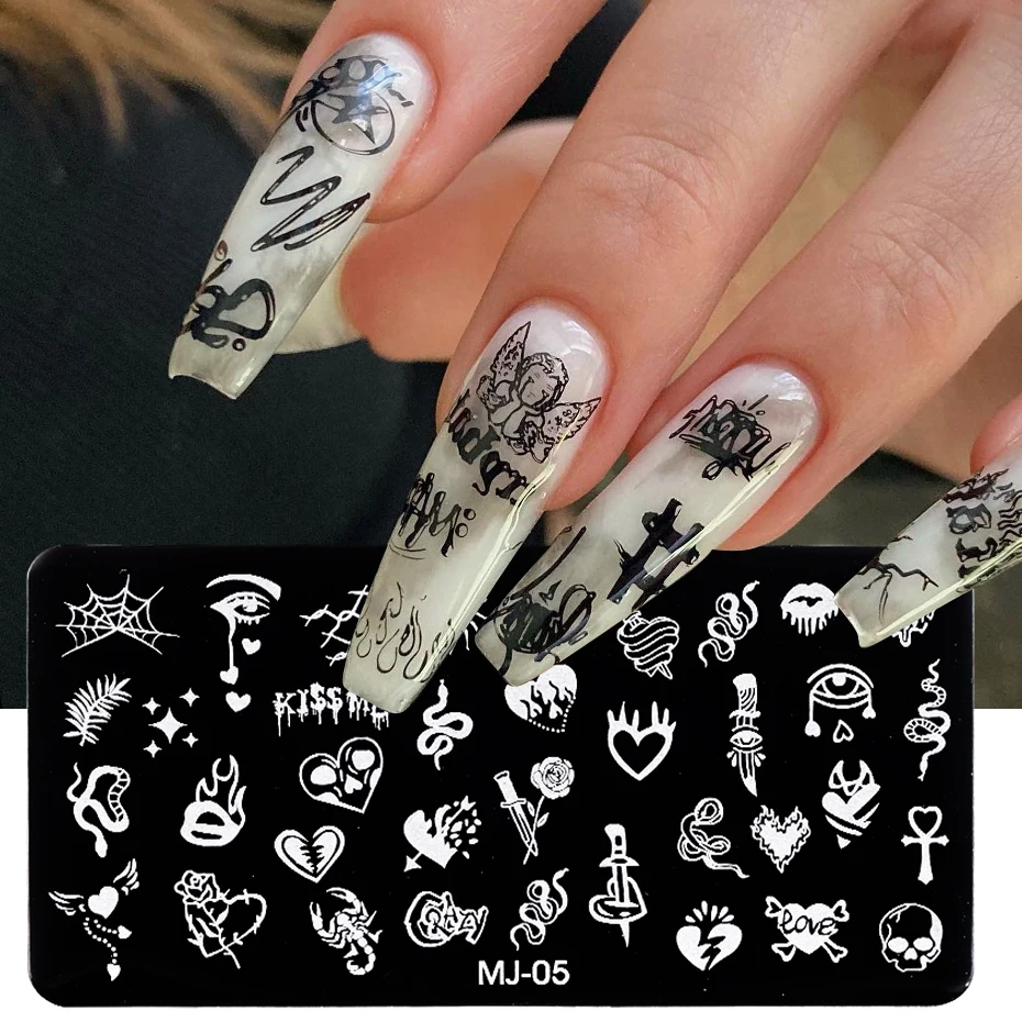 

Halloween Series Snake Nails Stamping Plate Scratches Blood Eye Skull Pattern Template Holiday Charm Mold Manicure Stencil Tools