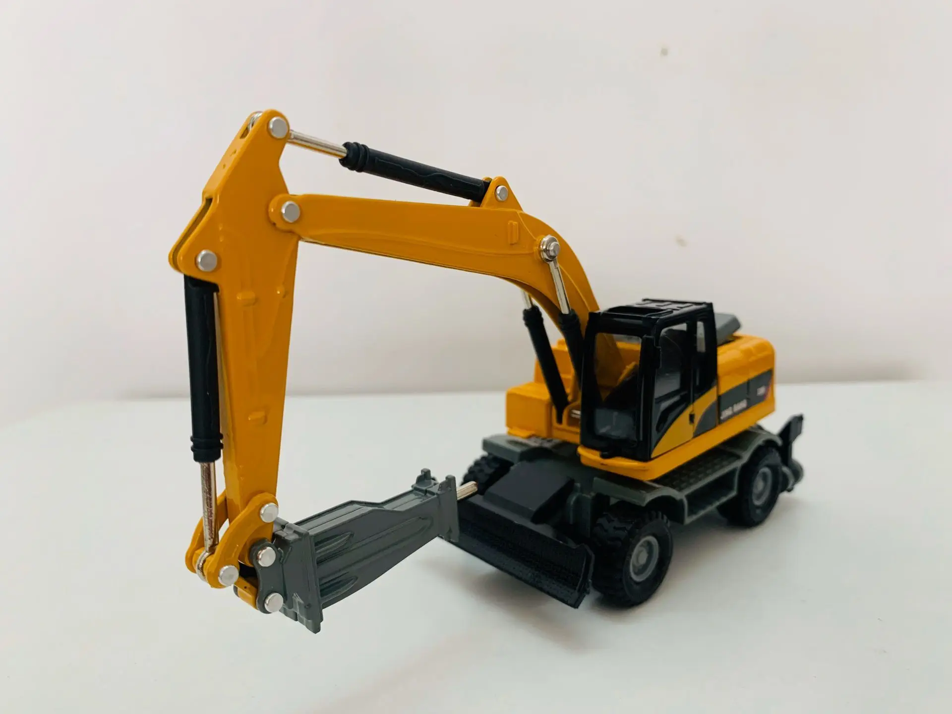 1/60 Scale Metal 320D Wheel Loader Hammer Construction vehicles Alloy Model