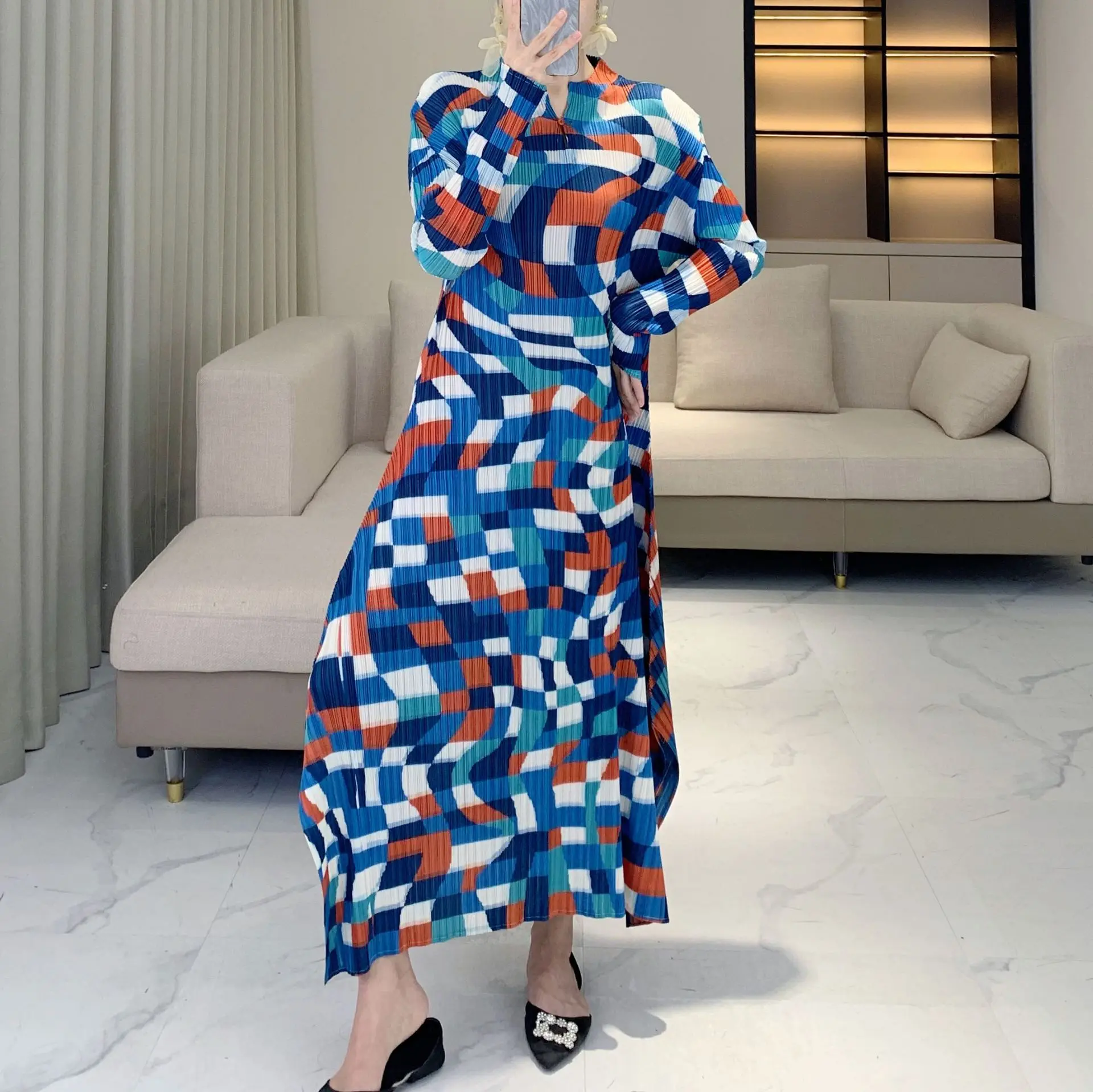 Miyake plisado Primavera/otoño nuevo estilo vestido largo, falda acampanada holgada plisada de moda, vestido estampado informal de manga larga