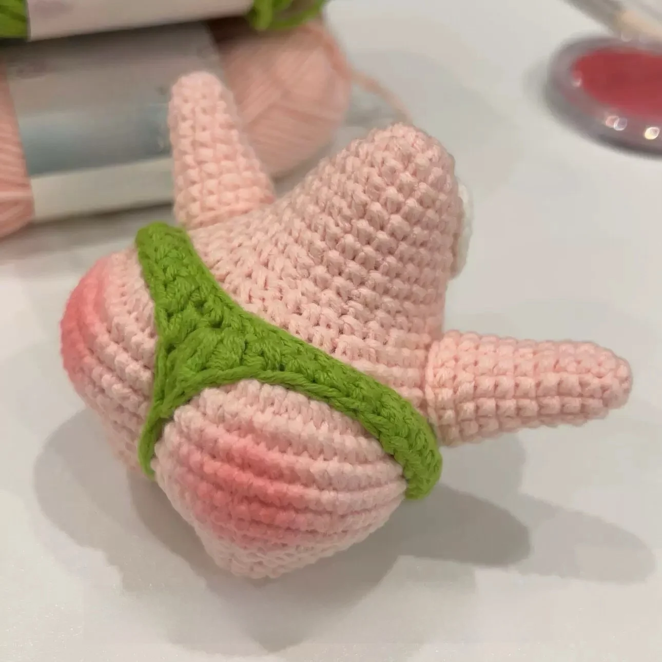 kit-de-material-diy-para-croche-manual-pingente-de-boneca-fofa-em-cores-sortidas-fio-de-media-fina-para-acessorios-de-moda