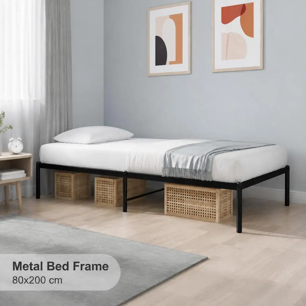 Cadre de lit métallique en acier thermolaqué 80 x 200 cm avec lattes métalliques et pieds centraux, espace de rangement sous le sommier, structure solide, design classique élégant pour chambre à coucher