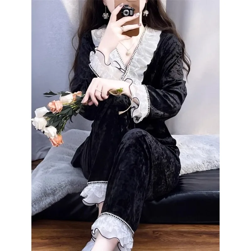 Light Luxury French Lace Diamond Velvet Pajamas Female Autumn and Winter Black Home Dress Set Court Sweet Set New Pijamas Women