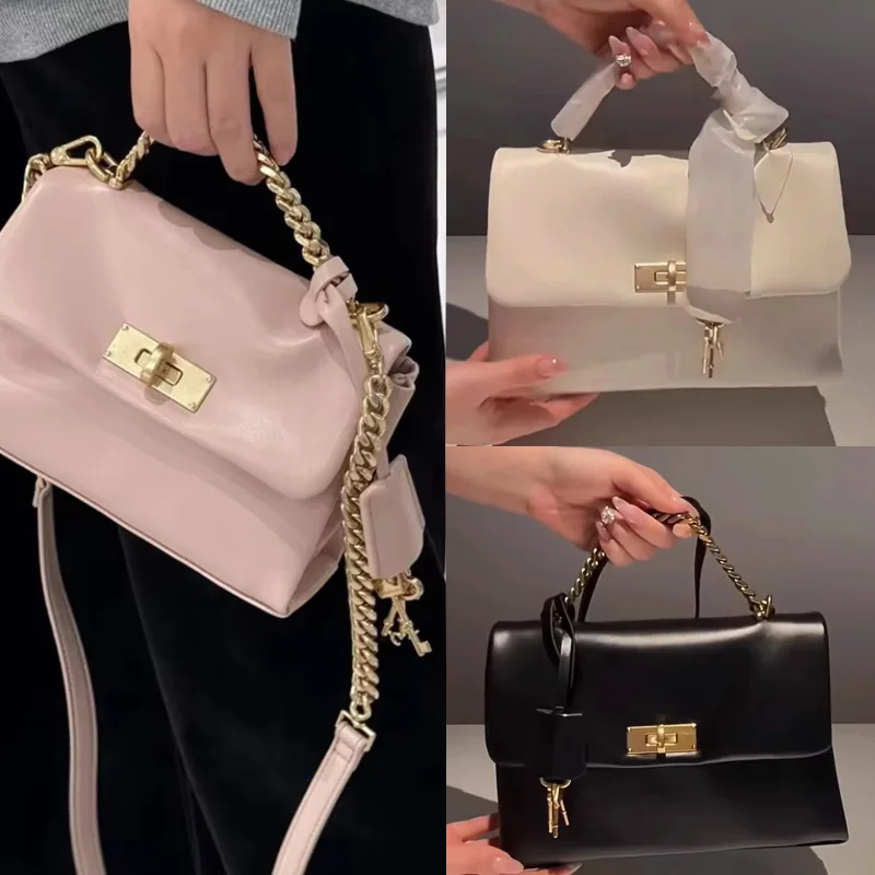 

Pink Sweet Brand Handbag Gold Lock Chain Small Square Bag High-end Exquisite Designer New Shoulde Commuter Versatile Banquet Bag